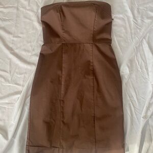 Elegant Brown Strapless Dress